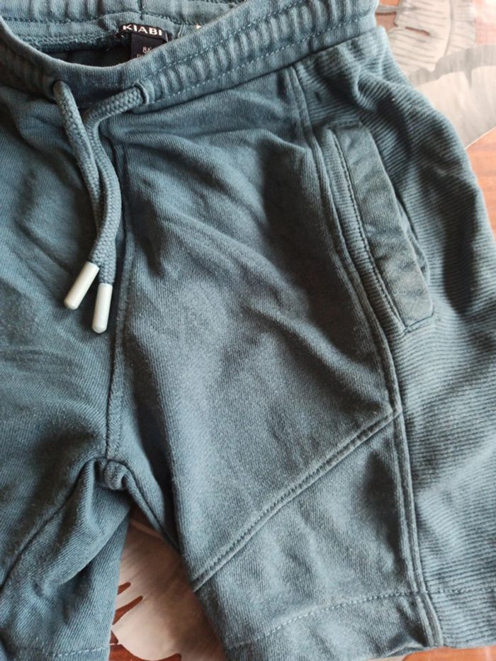 Short kiabi 8 ans - photo numéro 3