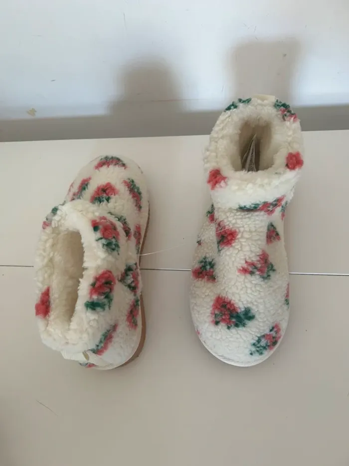 Etam Chaussons bottines fourrés à fleurs neuf avec étiquette - photo numéro 6