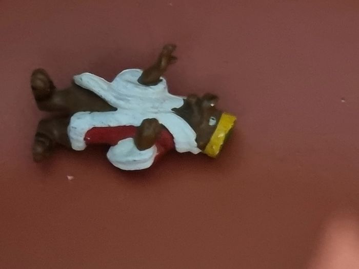 Figurine Walt Disney Robin des bois HEIMO 1974 - Prince Jean - photo numéro 2