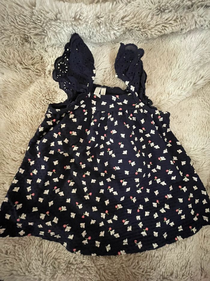 Robe manche dentelle