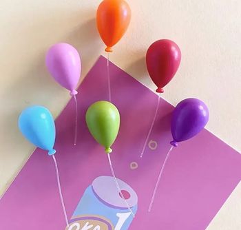 Lot de 6 aimants ballons