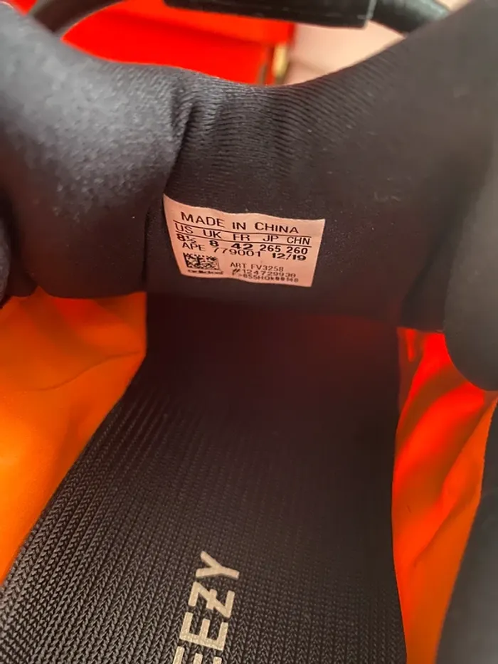 Adidas Yeezy boost 700 MNVN orange - photo numéro 10