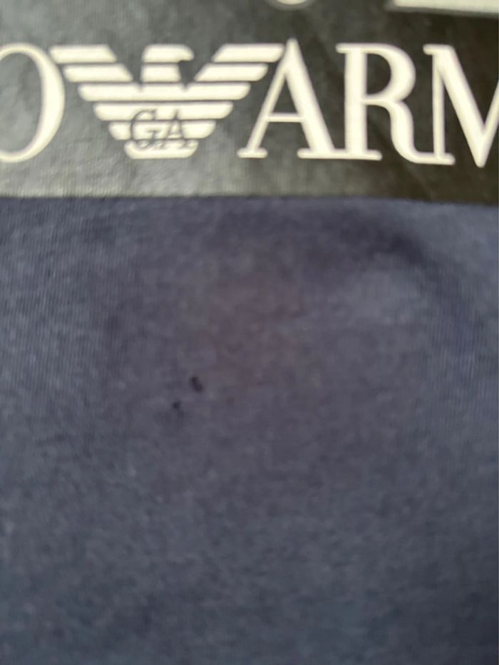 TEE shirt Emporio Armani taille M - photo numéro 3