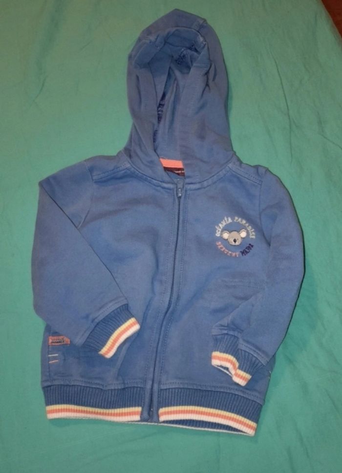 Gilet zip capuche 12 mois