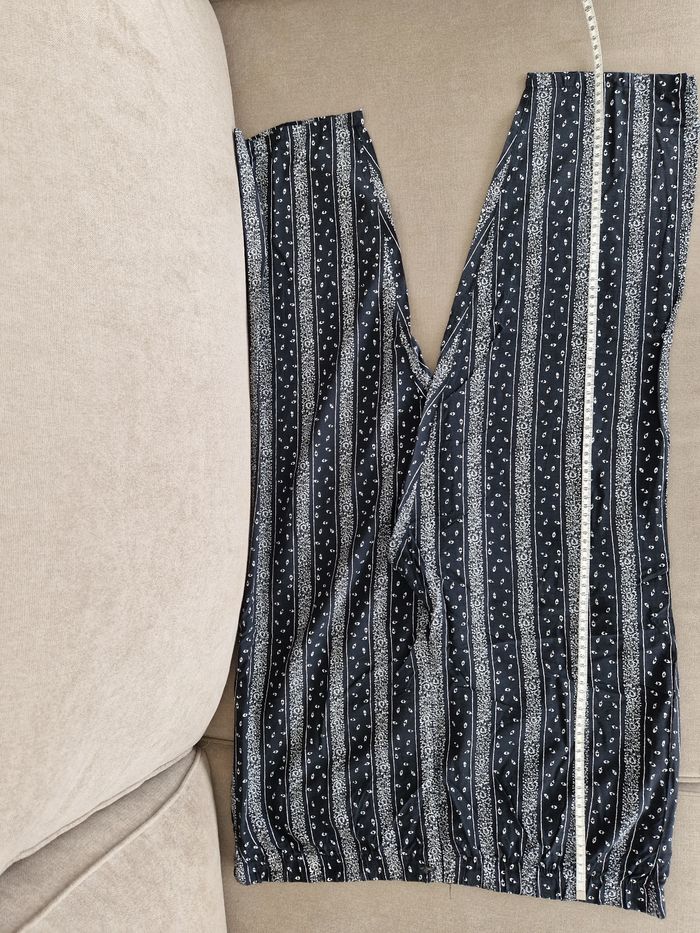 Pantalon noir a motif blanc, Pierre Catel - photo numéro 7