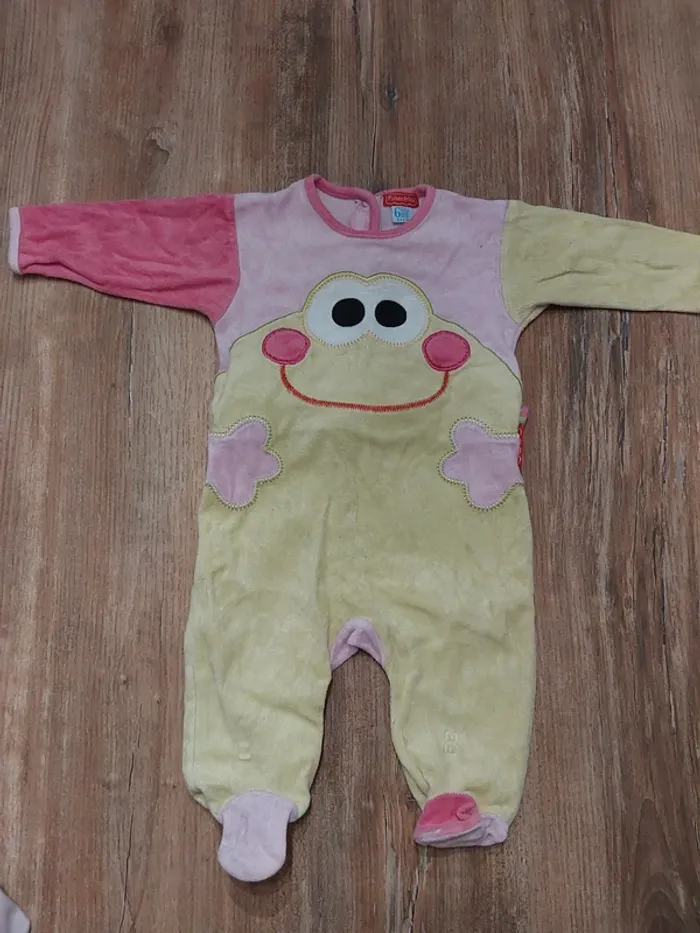 Lot 6 pyjamas 6mois - photo numéro 7
