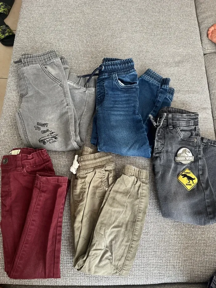 Lot pantalons 4/5 ans