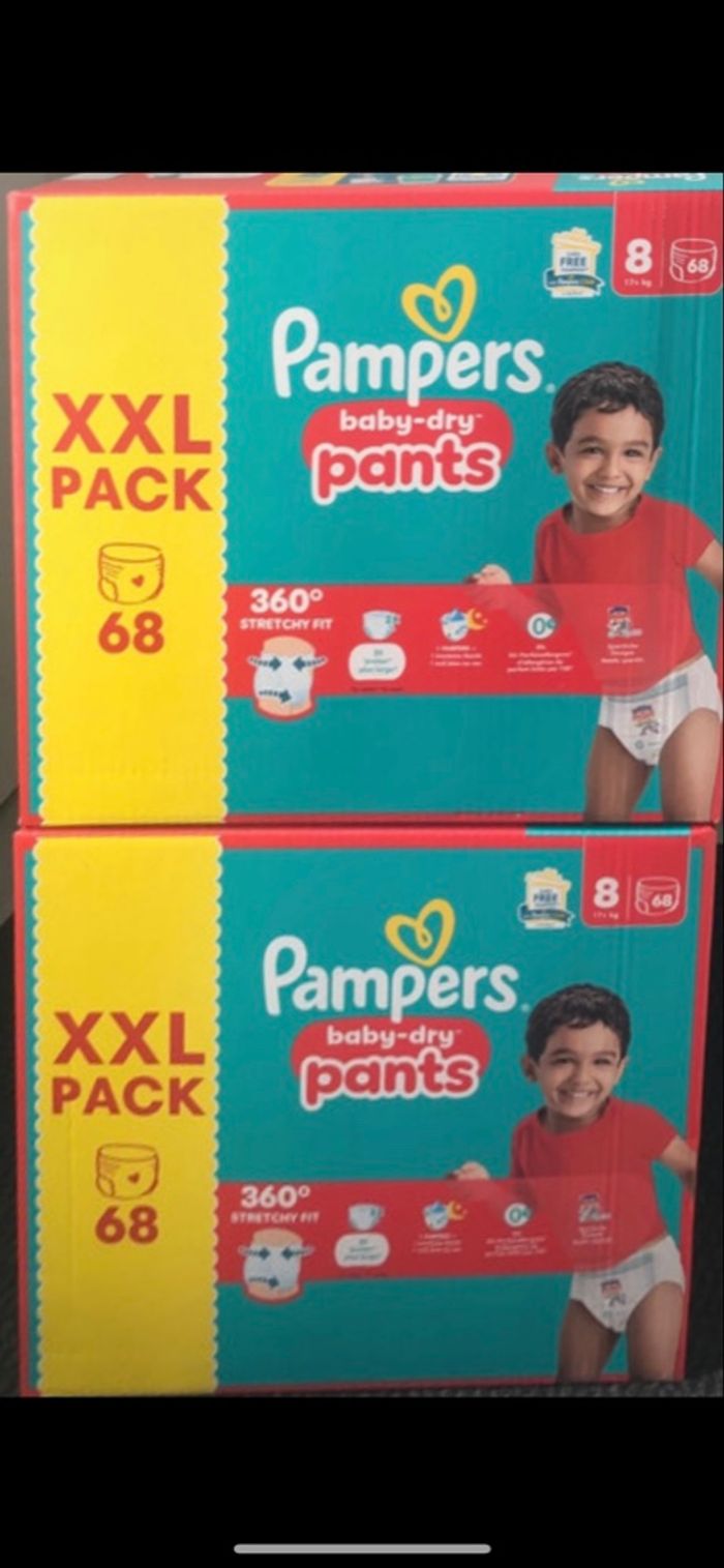 2 cartons de couches Pampers taille 8