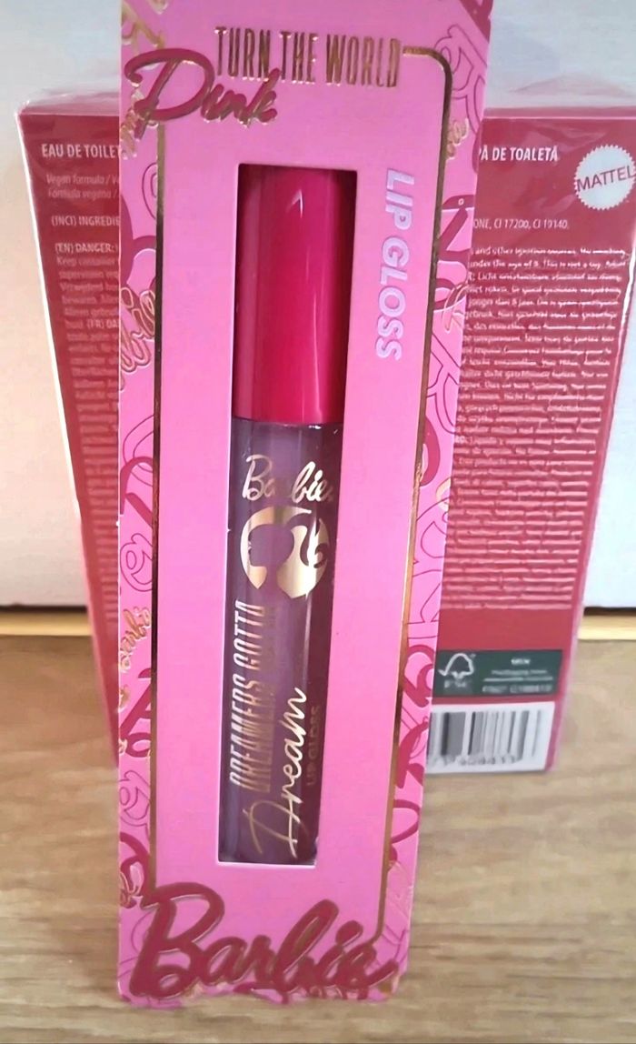 Lot barbie neuf - photo numéro 4