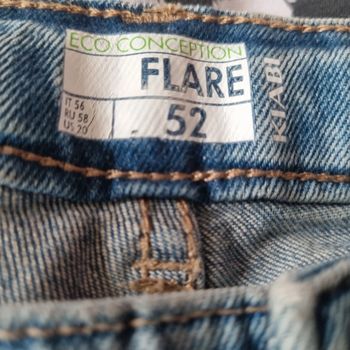 Jean flare kiabi 52 neuf