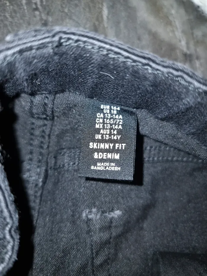 Jean noir skinny fit H&M - photo numéro 4