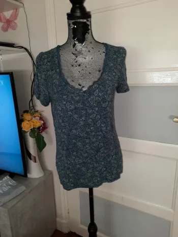 Tee-shirt femme cache cache