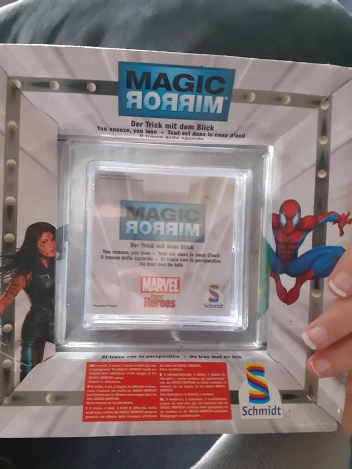 Marvel magic mirror '' elektra' - photo numéro 3