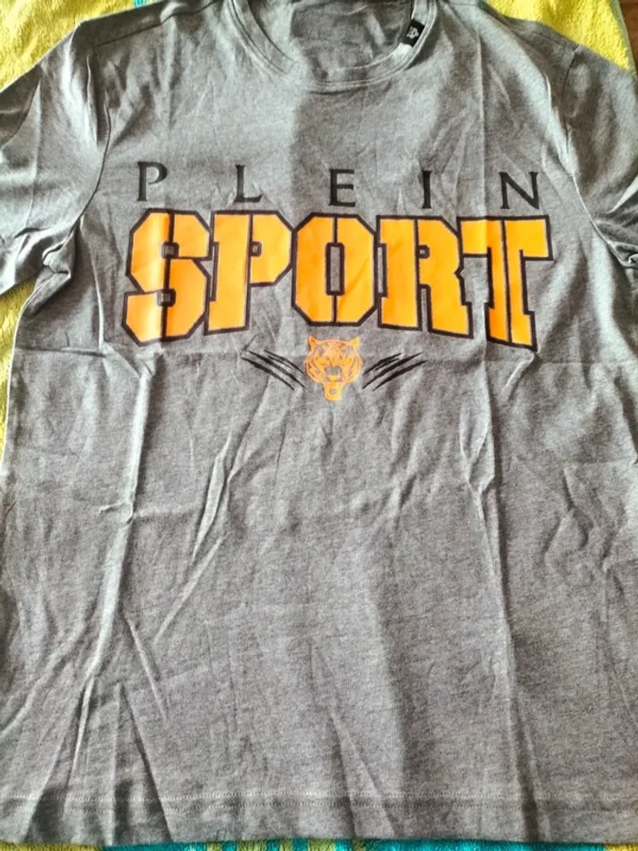 T-shirt plein sport - photo numéro 8