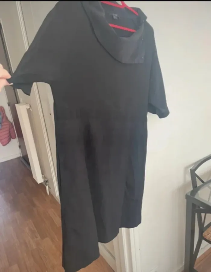 Robe en soie COS - photo numéro 7