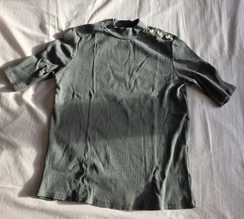 Kiabi Top Nervuré Boutons Kaki Très bon état Taille M