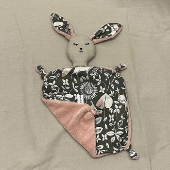 Doudou lapin personnalisé