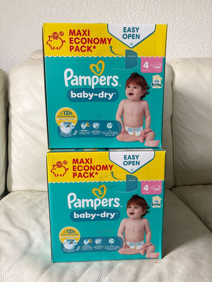 Lot de 2 maxi packs 108 (soit 216) couches Pampers Baby Dry taille 4 (9-14 kg) - photo numéro 2