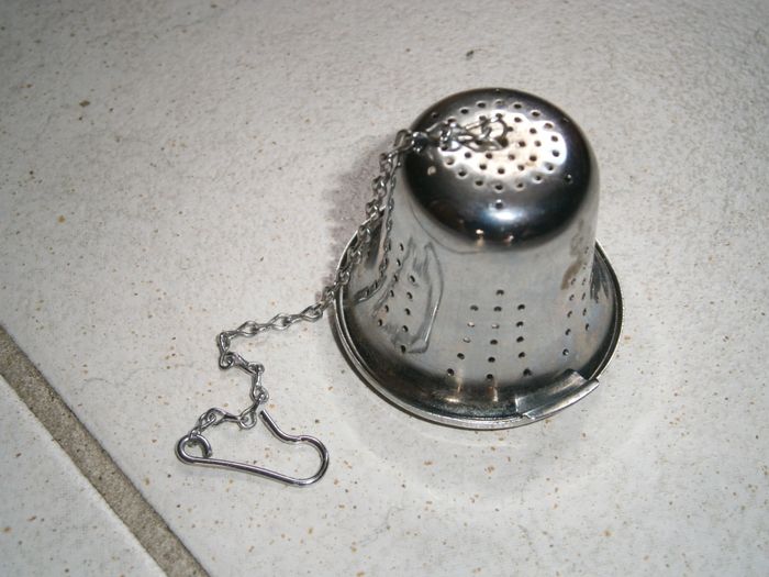 Ensemble à thé et gâteaux en porcelaine - photo numéro 9