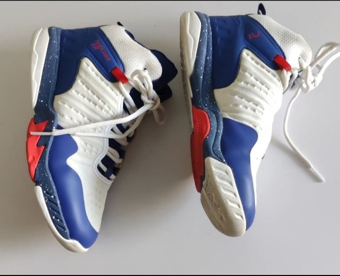 Basket montante Decathlon pointure 38 - photo numéro 2