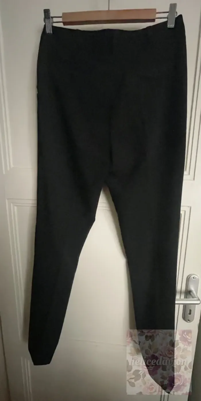 Pantalon noir matière fluide Gérard Darel taille 40 - photo numéro 3
