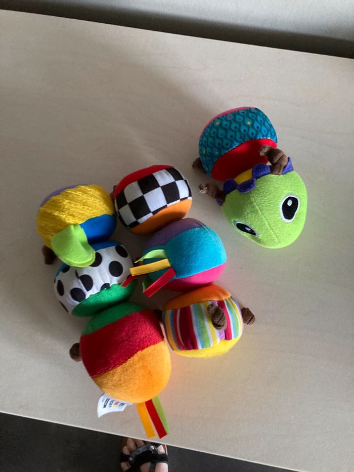 Peluches chenilles - photo numéro 2