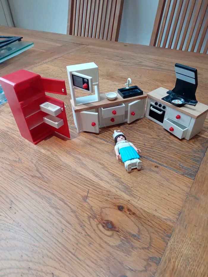 Cuisine playmobil avec personnage cuisinier - photo numéro 2