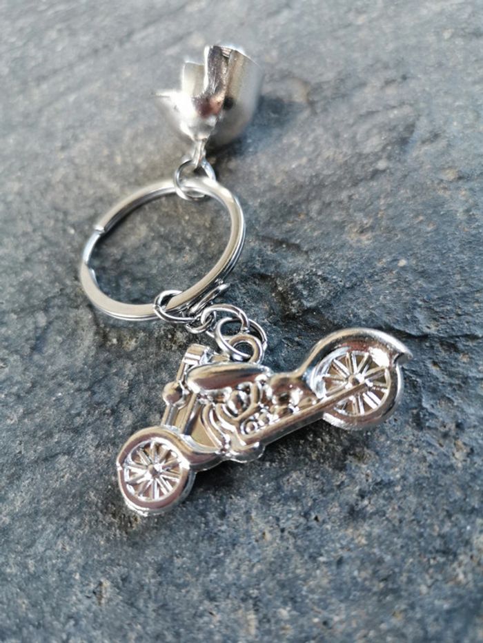 A46 porte-clés métal moto et casque neuf - photo numéro 2