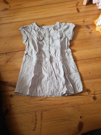 Robe 12 mois.