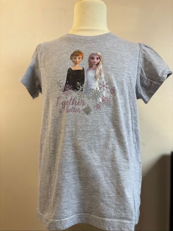 T-shirt fille taille 122/128