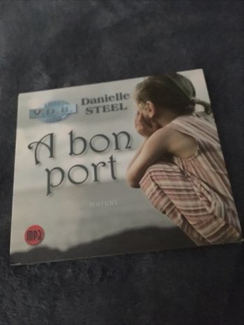 Livre audio à bon port de Daniel steel