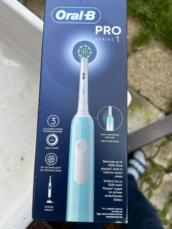 Brosse à dents oral B 