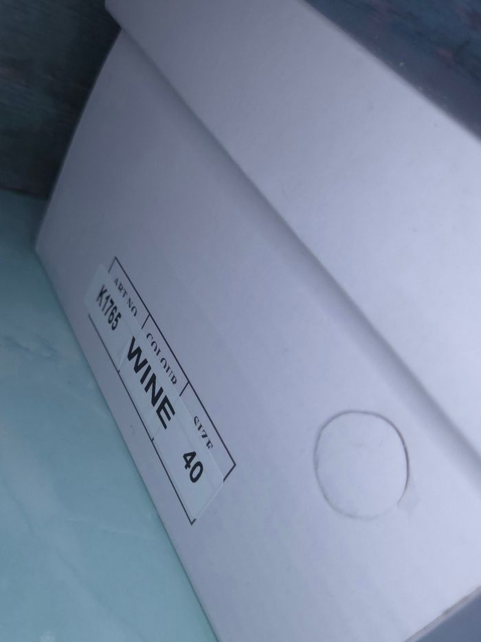 Baskets femmes bordeaux beige moumoute tendances - Taille 40 - NEUVES 🌟 - photo numéro 4