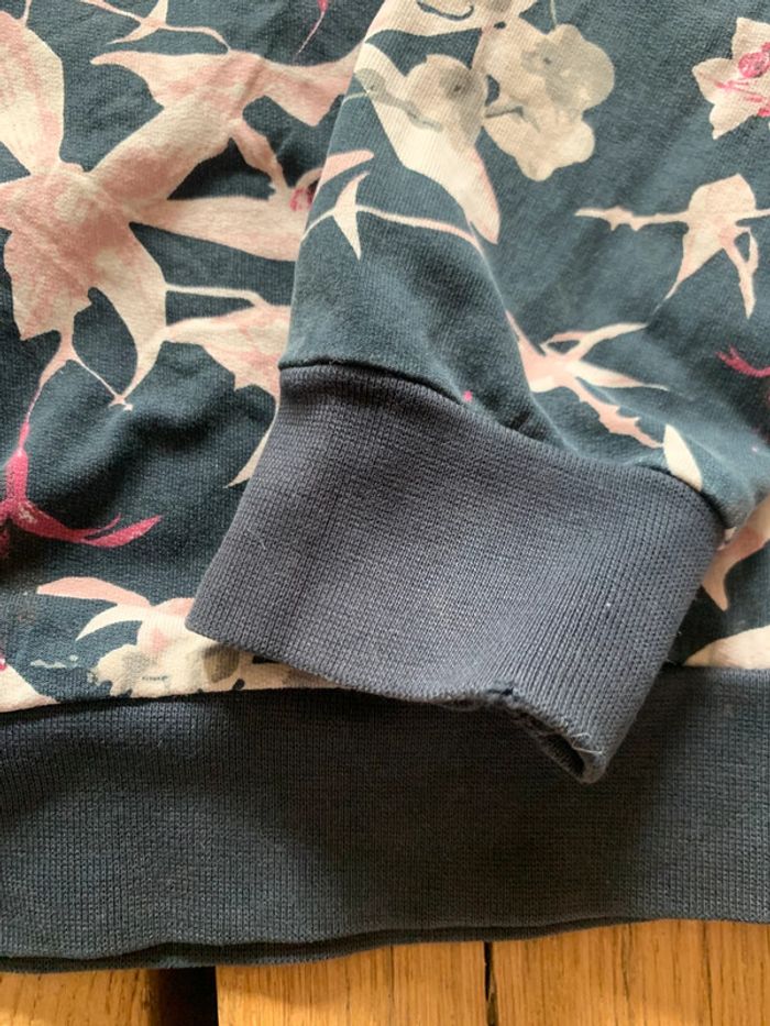 Pull ou sweat noir avec des fleurs fille 9/10ans (134/140) Name it - photo numéro 5