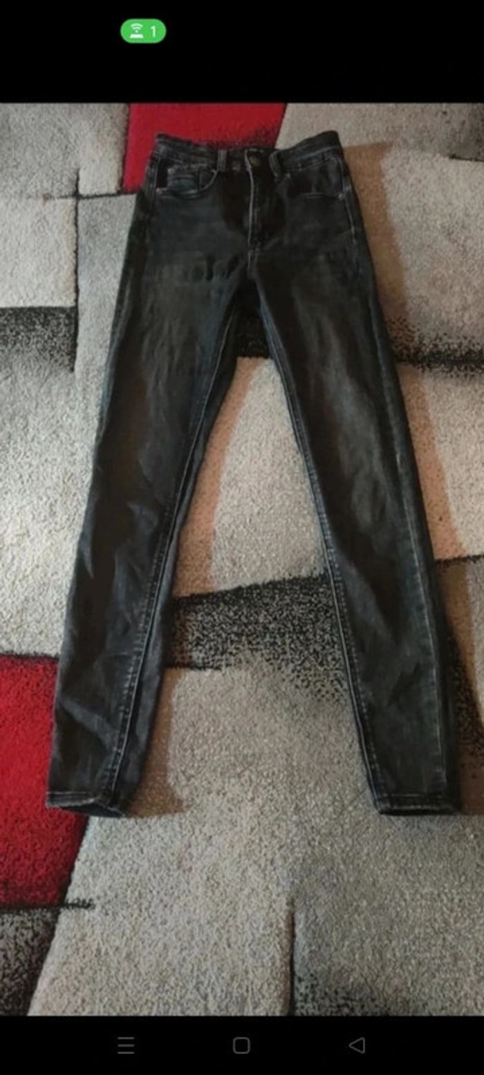 Slim noir 34 - photo numéro 3