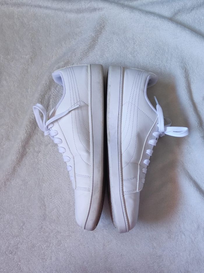 Baskets blanches puma taille 43 - photo numéro 3