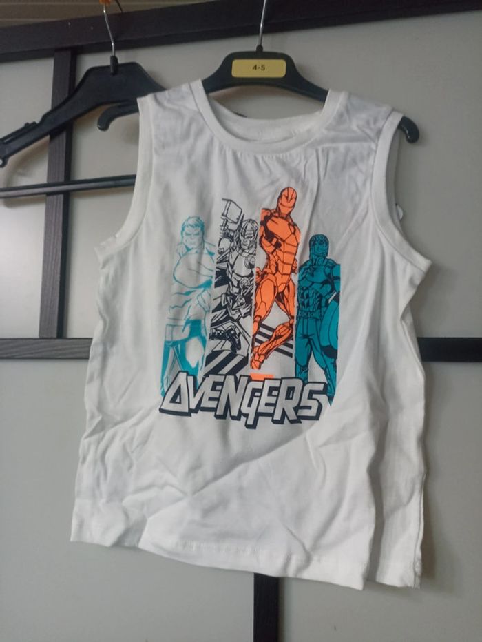 Débardeur Avengers 4 5 ans
