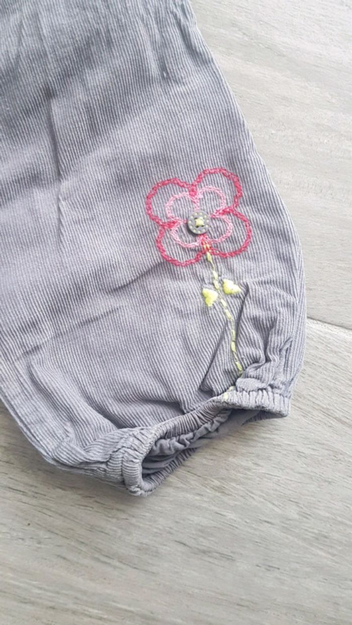 Pantalon gris velours cotelé Prémaman 12 M. - photo numéro 2