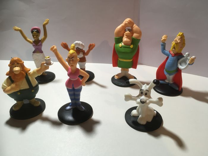 Lot de 7 figurines de Astérix + Astérix offert - photo numéro 3