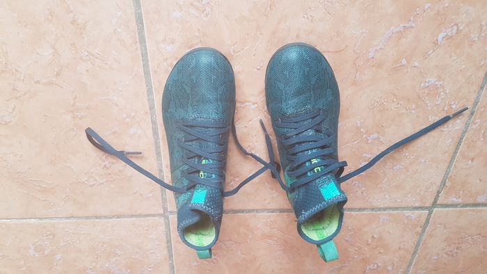 Baskets à crampons Kipsta garçon 32 vertes Decathlon