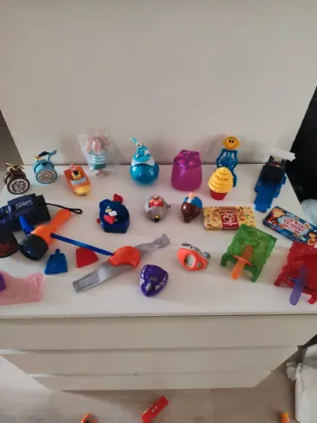 Diverses figurines