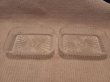 Lot de 2 beurriers en verre – Possibilité à l’unité