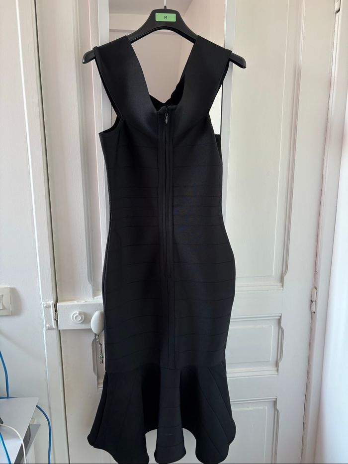 Robe bandage noire neuve - photo numéro 5