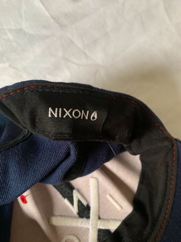 Casquette X SnapBack marque Nixon - photo numéro 5