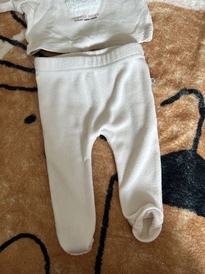 Ensemble un mois - photo numéro 2