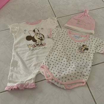 Ensemble Disney 1 mois