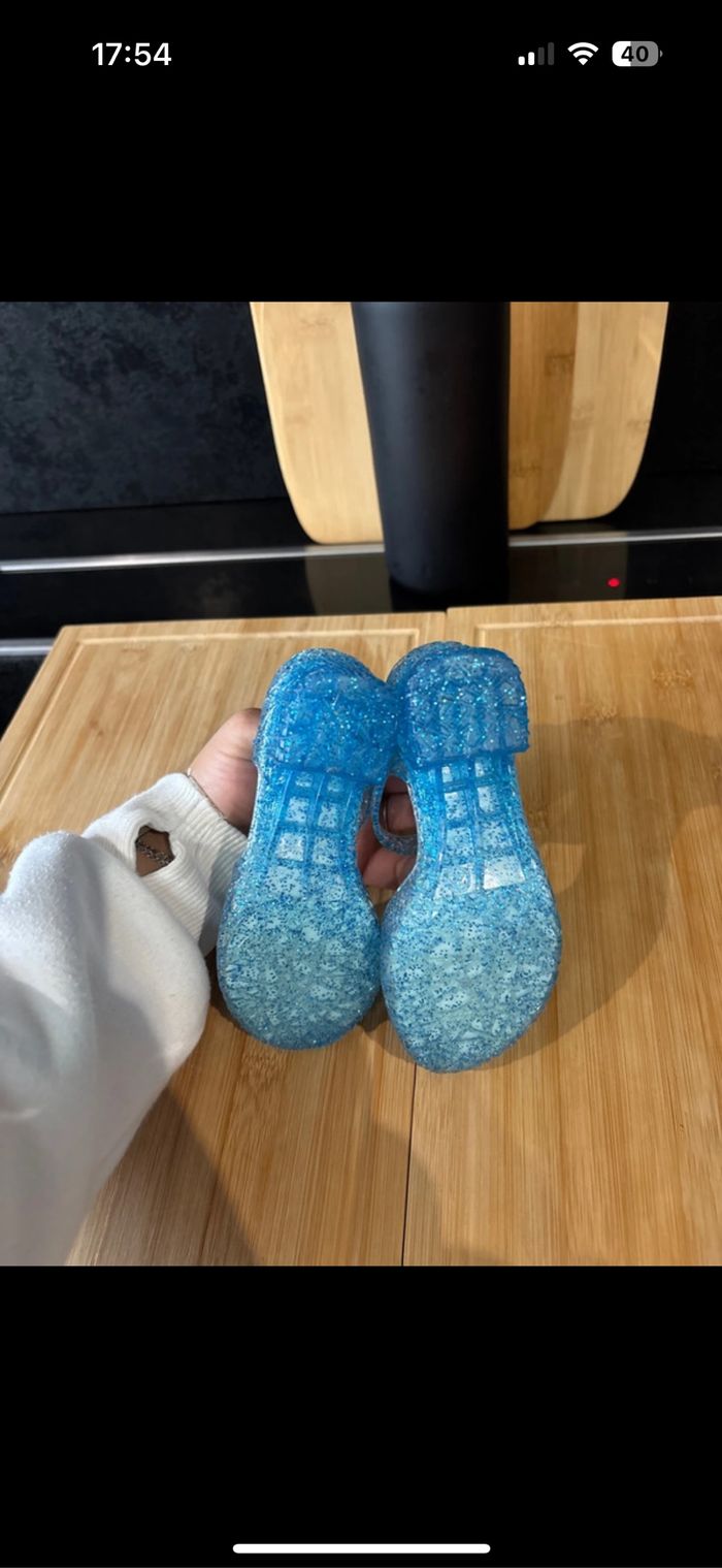 s belle paires de chaussures reine des neige P.24,5 - photo numéro 5