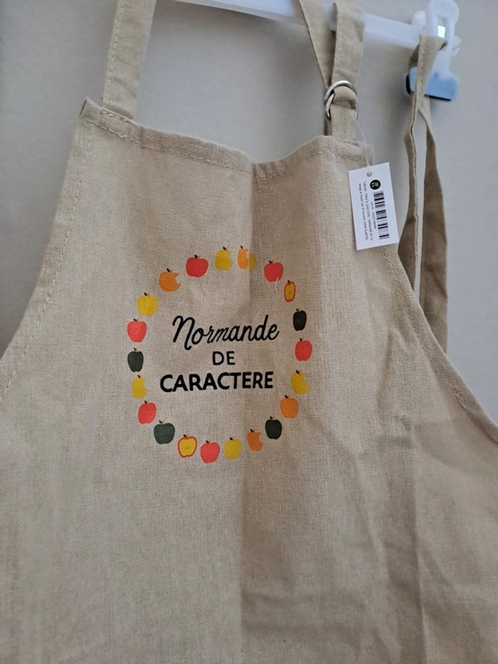 Tablier de cuisine normande de caractère pommes beige effet lin et liège neuf - photo numéro 2