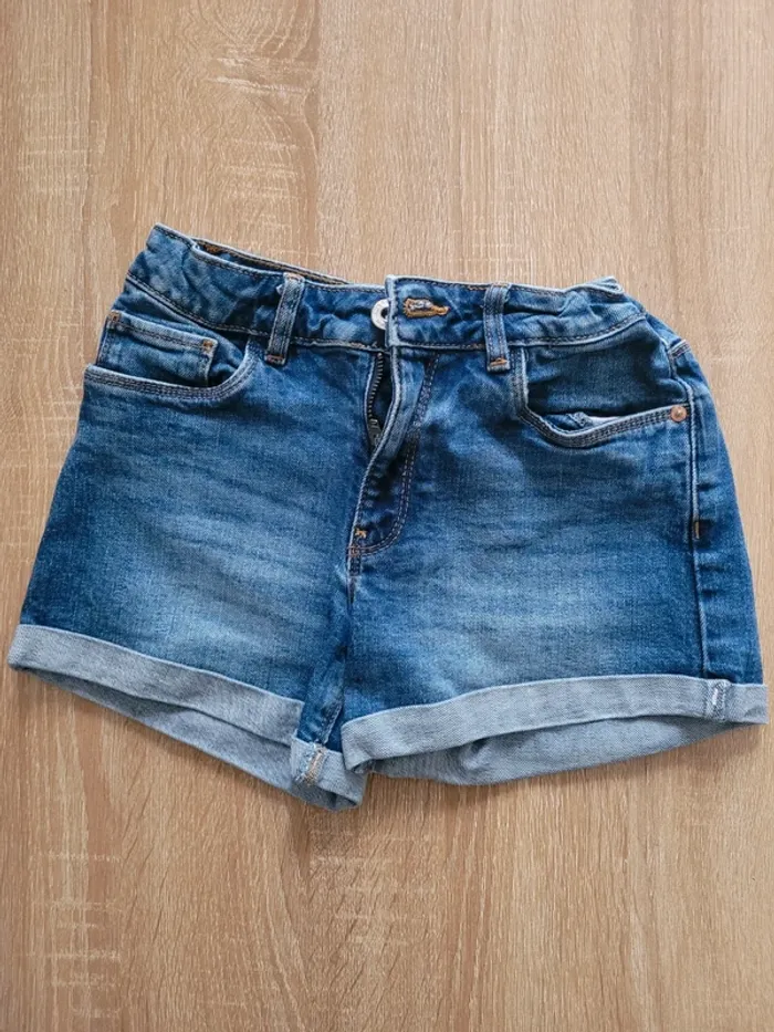Short Zara en jean 10 ans