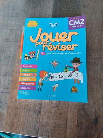 Livre jouer pour réviser du cm2 vers la 6eme